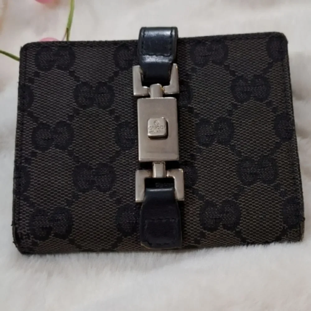 Authentic Gucci GG logo wallet